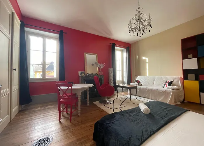 Demeure D'autrefois Maison d'hôtes Passins